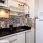Qto&Sala A 100M Da Praia De Copacabana | Re 85/303